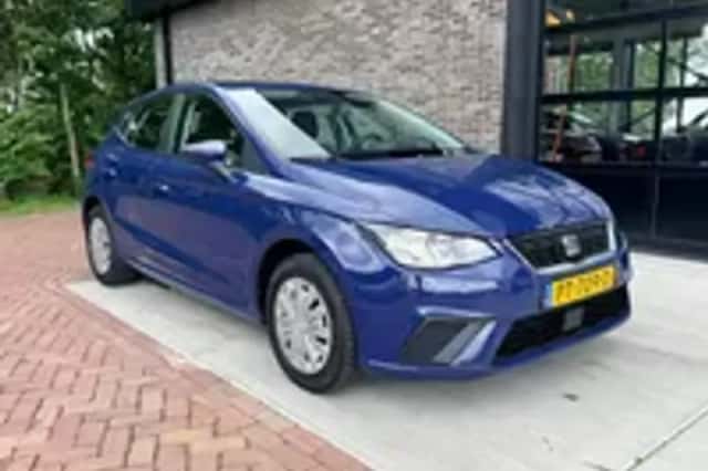 SEAT Ibiza (2017) thumbnail 4
