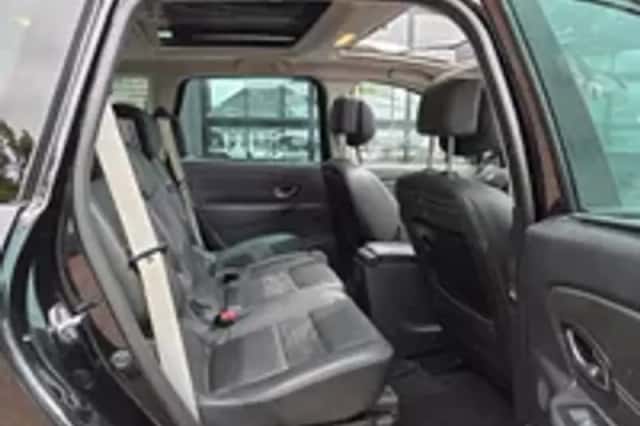 Renault Grand Scénic (2016) thumbnail 3