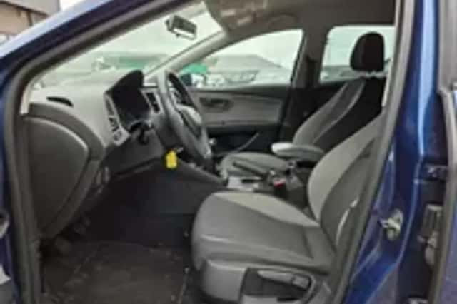 SEAT Leon (2013) thumbnail 4