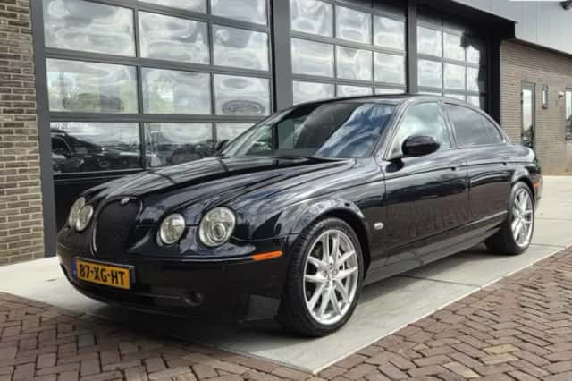 Jaguar S-Type (2004) thumbnail 1