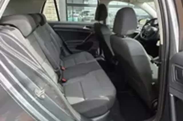 Volkswagen Golf (2018) thumbnail 5