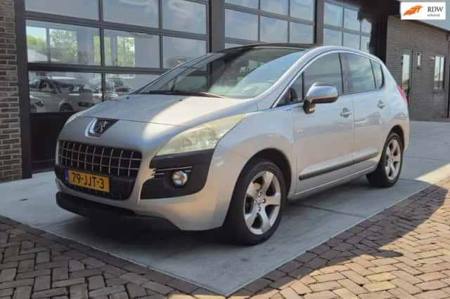 Peugeot 3008 (2009) thumbnail 1