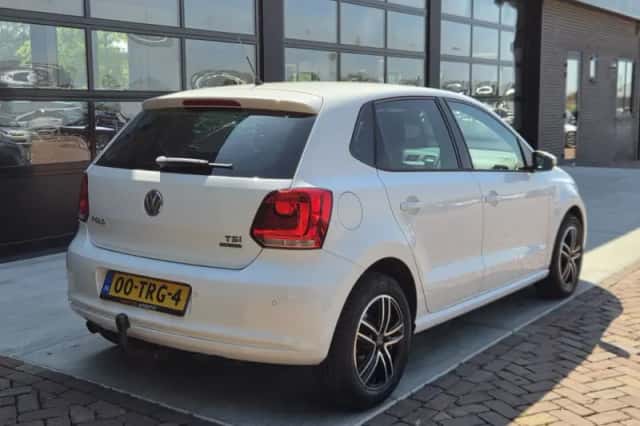 Volkswagen Polo (2012) thumbnail 6