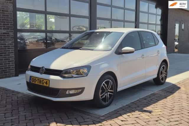 Volkswagen Polo (2012) thumbnail 1