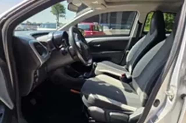 Peugeot 108 (2018) thumbnail 3