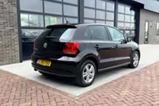 Volkswagen Polo (2013) thumbnail 2