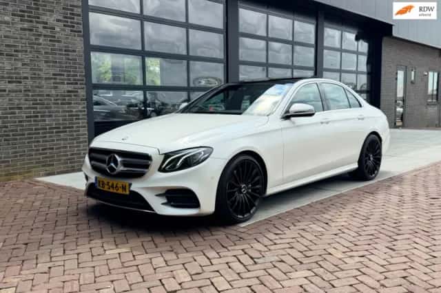 Mercedes-Benz E-Klasse (2016) thumbnail 1
