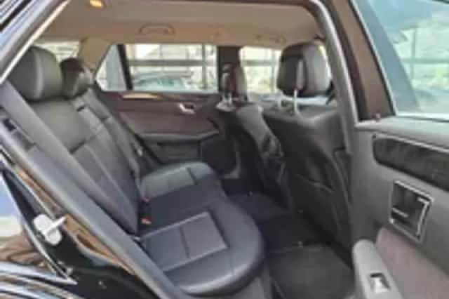 Mercedes-Benz E-Klasse (2012) thumbnail 4