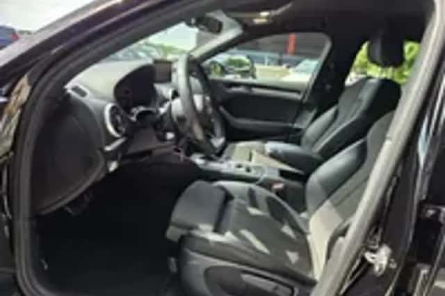 Audi A3 (2020) thumbnail 3