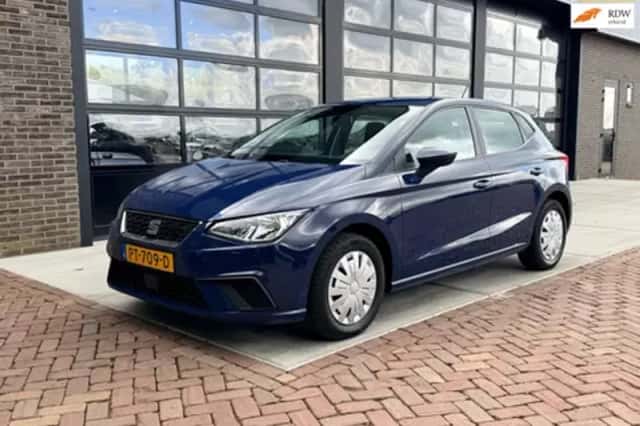 Volkswagen Touran (2018) thumbnail 5