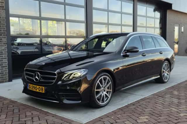 Mercedes-Benz E-Klasse (2019) thumbnail 1