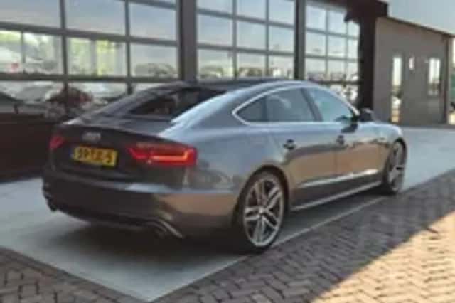 Audi A5 (2012) thumbnail 2