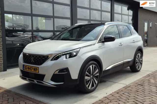 Peugeot 3008 (2019) thumbnail 1