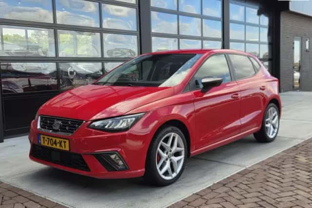 SEAT Ibiza (2022) thumbnail 1