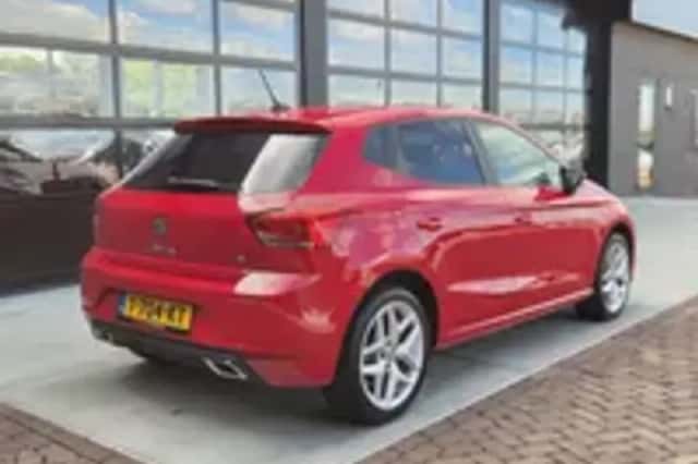 SEAT Ibiza (2022) thumbnail 2