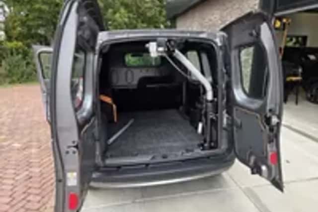 Renault Kangoo (2018) thumbnail 3