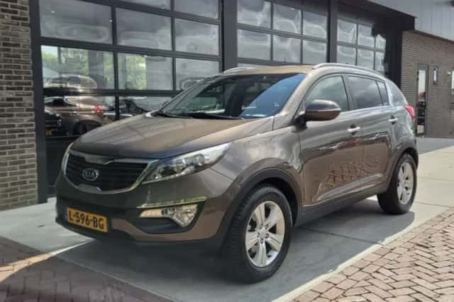 Kia Sportage (2012) thumbnail 1