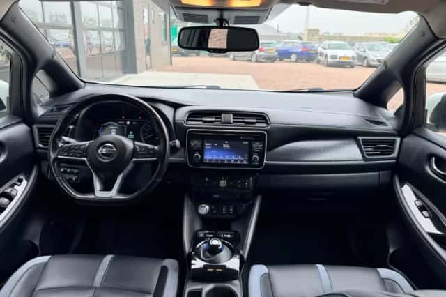 Nissan Leaf (2019) thumbnail 3