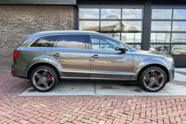 Audi Q7 (2014) thumbnail 6