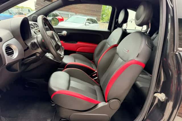 Fiat 500 (2015) thumbnail 4