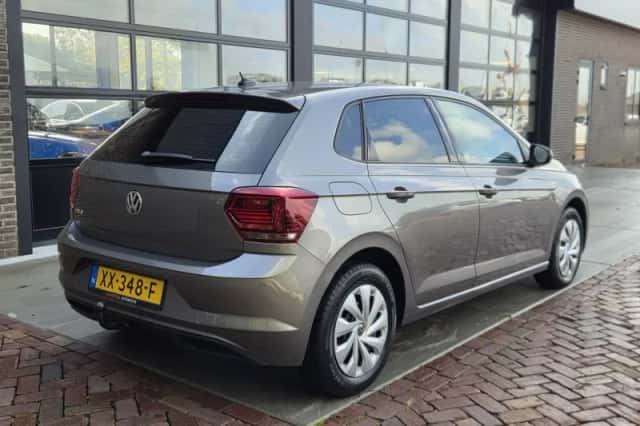 Volkswagen Polo (2019) thumbnail 2