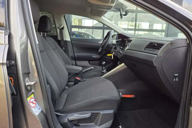 Volkswagen Polo (2019) thumbnail 6