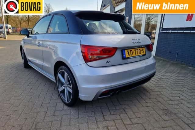Audi A1 (2013) thumbnail 3