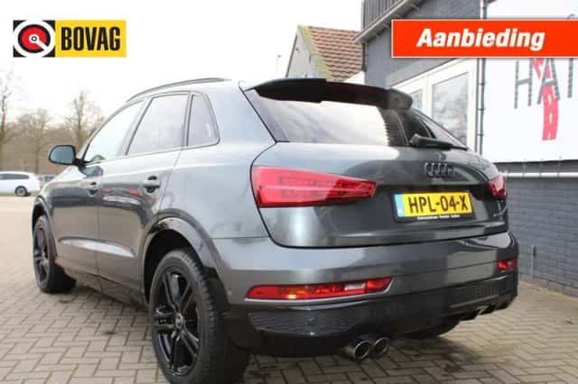 Audi Q3 (2018) thumbnail 3