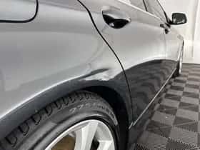 BMW 5-Serie (2010) thumbnail 34