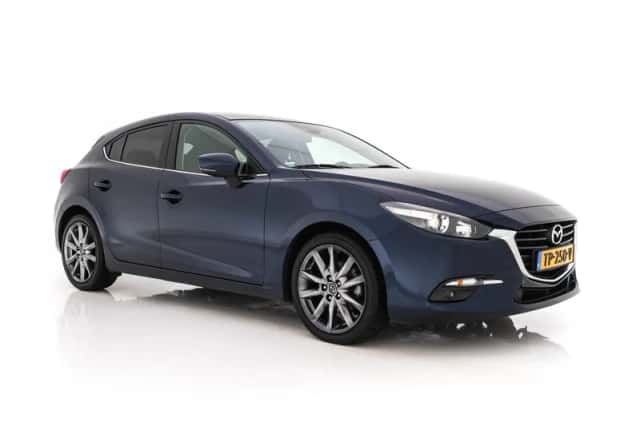 Mazda 3 (2018) thumbnail 1