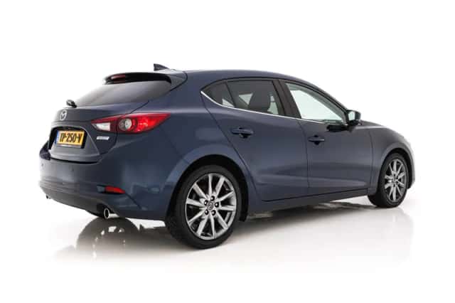 Mazda 3 (2018) thumbnail 6