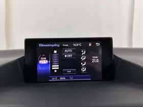 Lexus CT (2014) thumbnail 16
