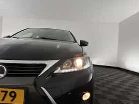 Lexus CT (2014) thumbnail 24