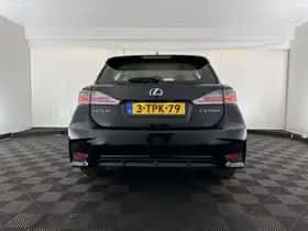 Lexus CT (2014) thumbnail 6
