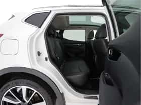 Nissan Qashqai (2015) thumbnail 12