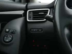 Nissan Qashqai (2015) thumbnail 20