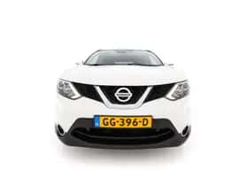 Nissan Qashqai (2015) thumbnail 3