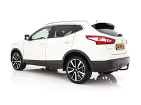 Nissan Qashqai (2015) thumbnail 5