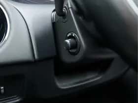 Jaguar XJ (2015) thumbnail 20