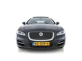 Jaguar XJ (2015) thumbnail 3