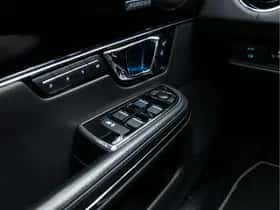 Jaguar XJ (2015) thumbnail 23