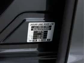 Jaguar XJ (2015) thumbnail 33