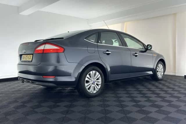 Ford Mondeo (2008) thumbnail 6
