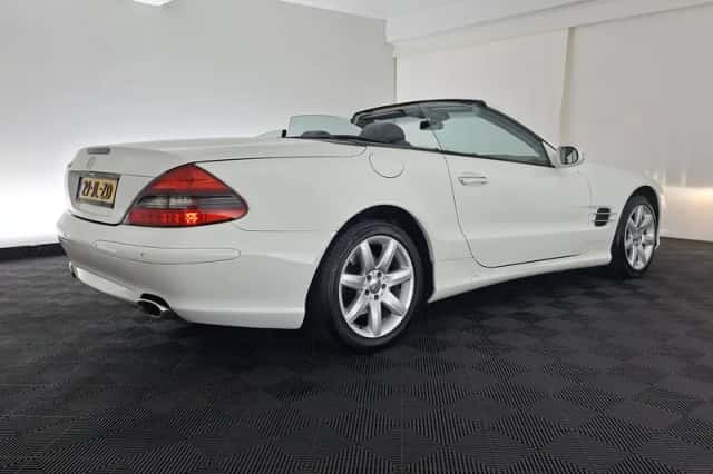 Mercedes-Benz SL-Klasse (2002) thumbnail 6