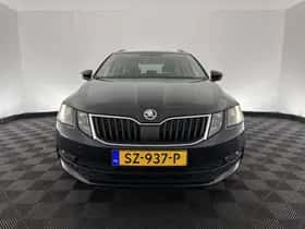 Škoda Octavia (2018) thumbnail 2