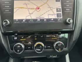 Škoda Octavia (2018) thumbnail 14