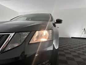 Škoda Octavia (2018) thumbnail 23