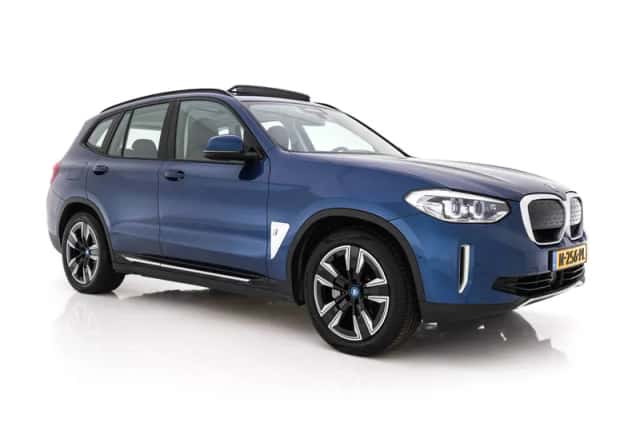 BMW iX3 (2021) thumbnail 1