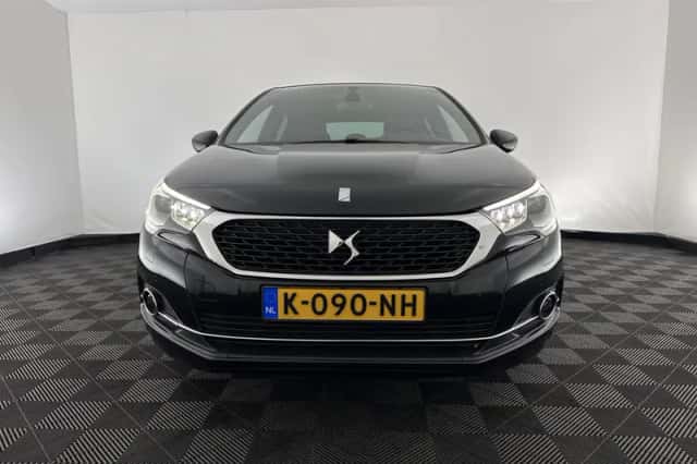 DS 4 (2017) thumbnail 3