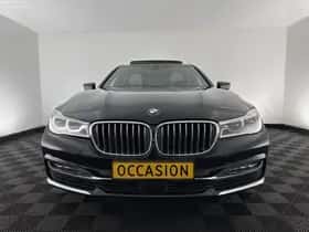BMW 7-Serie (2017) thumbnail 3